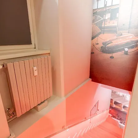 Guesthost - La Del Regio! Chic & Διαμέρισμα