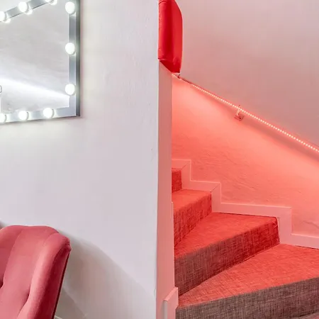 Guesthost - La Del Regio! Chic & Τορίνο